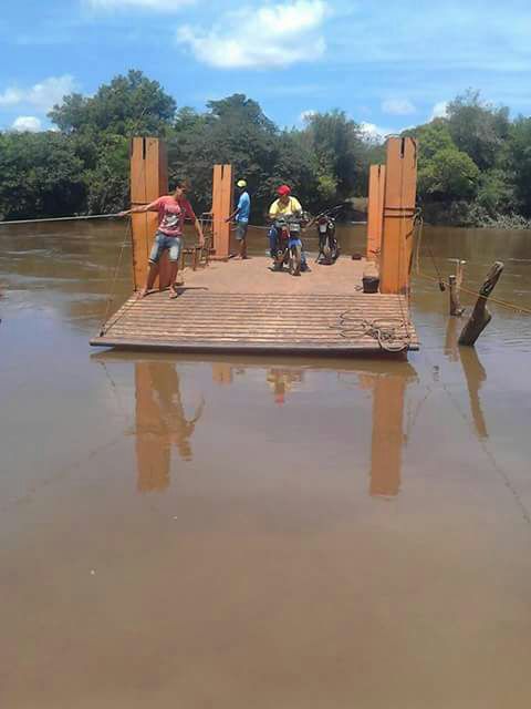 Servicio de balsa volvió  a funcionar en Itape
