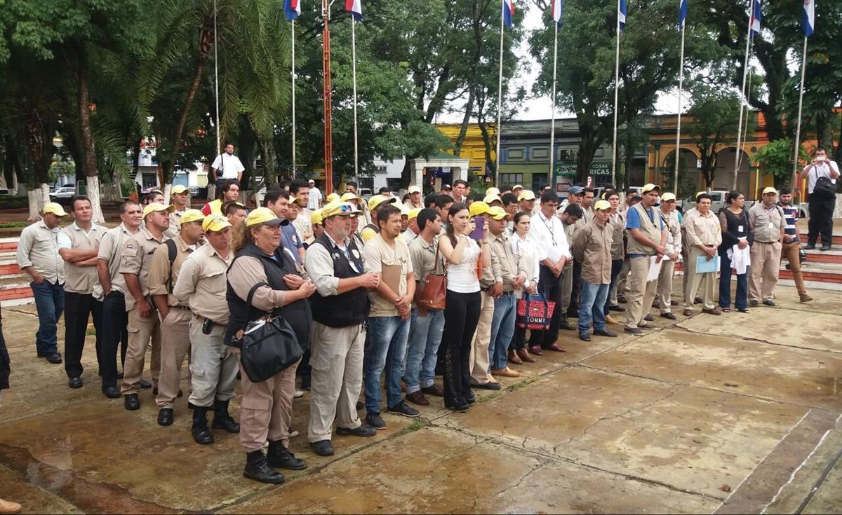 Exitosa minga ambiental en Villarrica