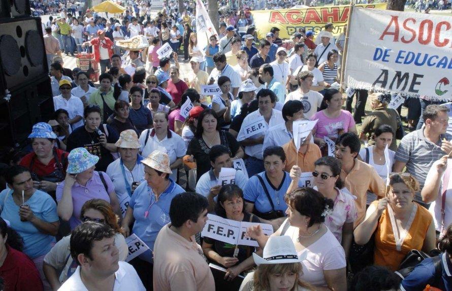 Sin aumento, docentes no iniciarán clases