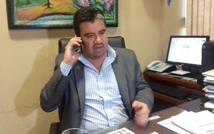 Diputado atribuye a cuestiones políticas su destitución de Itaipú