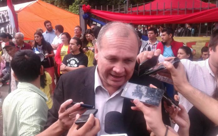 Ferreiro pide que el juicio político no se vuelva una costumbre en Paraguay