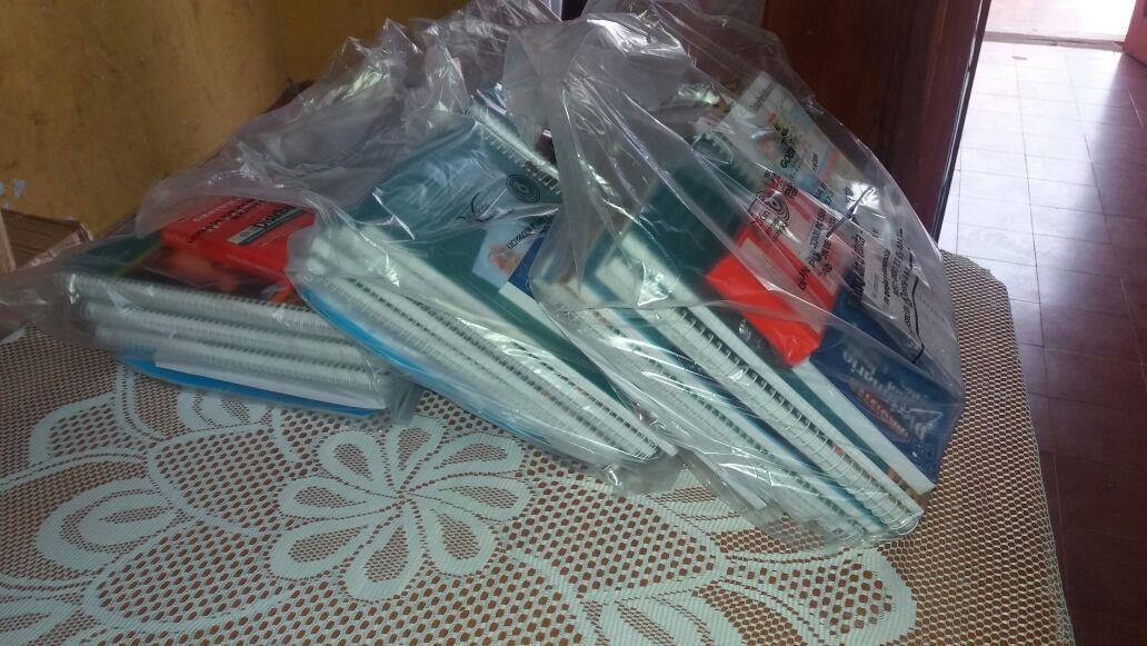 Realizan entrega simbólica de Kits escolares en la Esc. Ramón Indalecio Cardozo