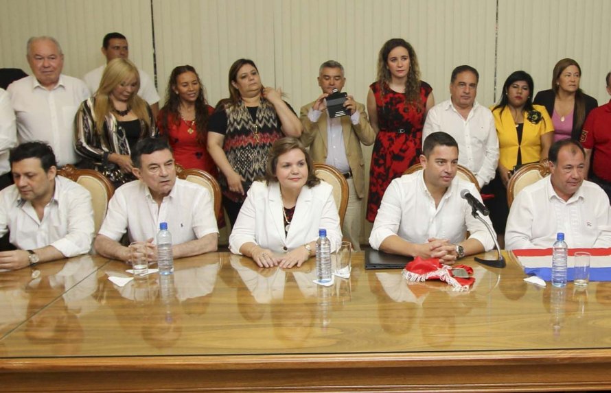 Alegre denunció a dirigentes de ANR por planillas