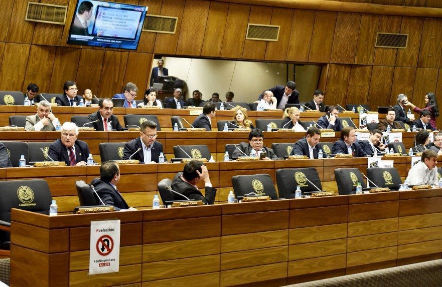 Aprueban control de “dinero sucio”