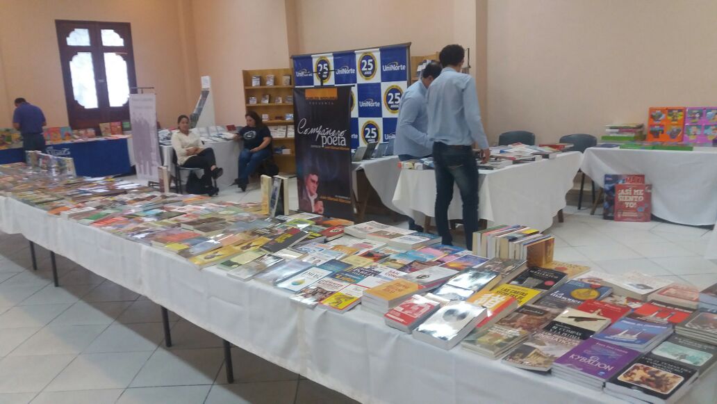 Inició Feria del Libro en Villarrica