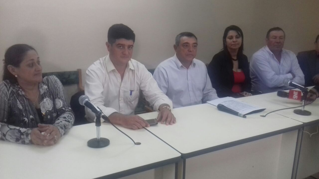 Concejales liberales acompañaron la asunción de Chávez en abierta afrenta a las recomendaciones de su partido