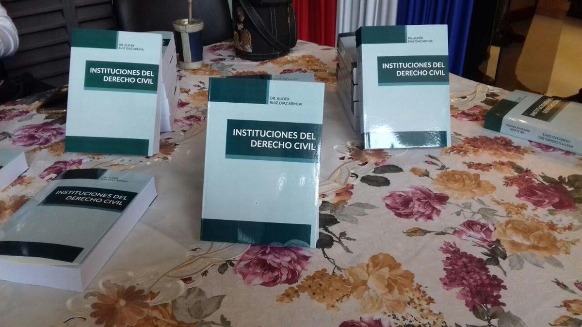 Presentaron libro Instituciones del Derecho Civil