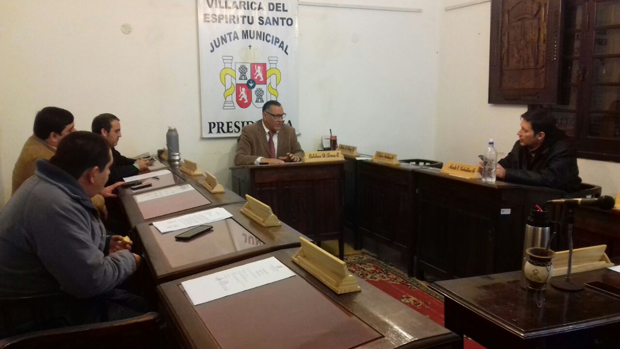 Junta Municipal de Villarrica declaró emergencia ambiental por falta de recolección de basura