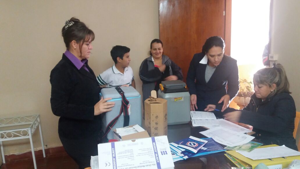 Vacunación anti influenza en colegio don Bosco