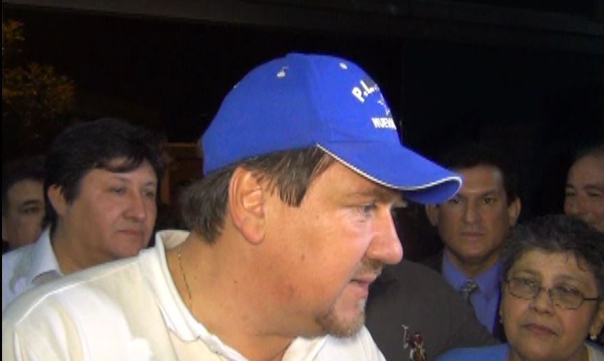 Blas Llano va a ser presidente de la república por 8 meses según  Petta