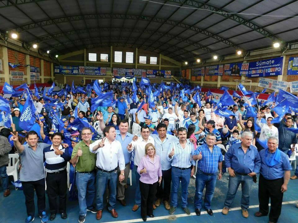 Con estadio lleno lista 100 lanzó campaña en Villarrica