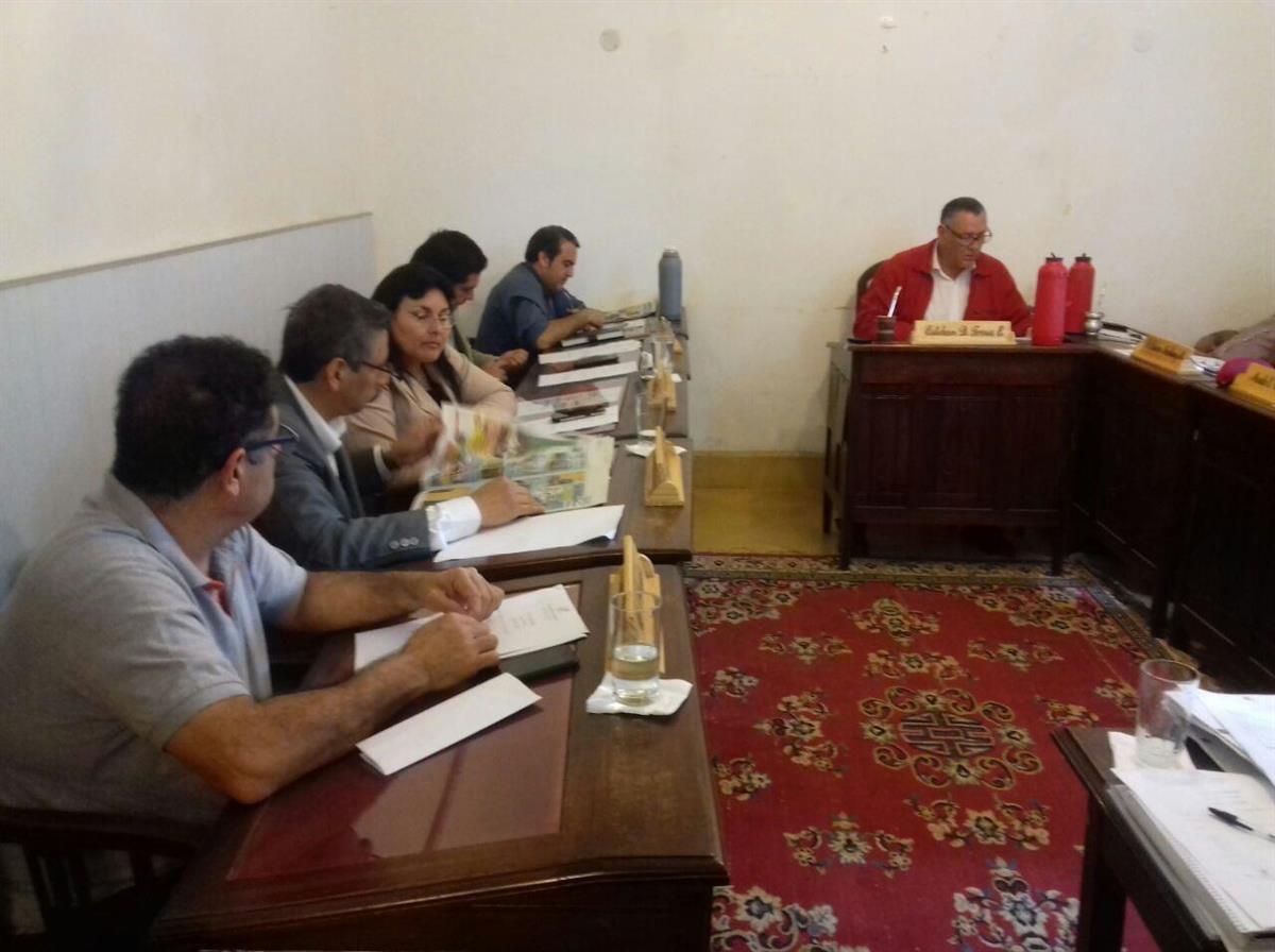 Presidente  de la AMAG acudió a la sesión de la Junta Municipal