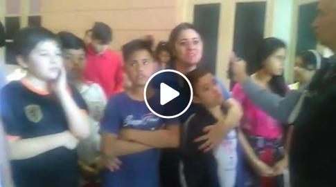 Alumnos y la directora de la Escuela Cervantes fueron a pedir inicio de obras al intendente Navarro