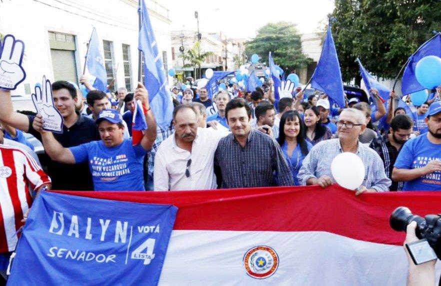 Padre de Rodrigo Quintana cambia de movimiento y es candidato a senador