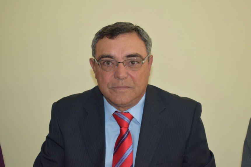 Hacienda reconoce a Chávez