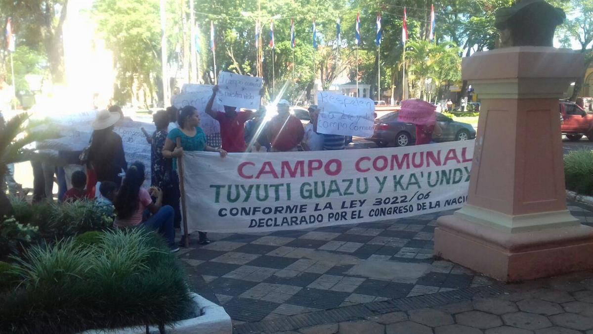 Sigue lucha por recuperar campo comunal en Tuyuti Guasu