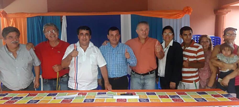 Candidato de Avancemos País renuncia  a favor de Aldo Lezcano