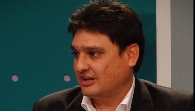 Intendente de La Colmena cumplió con entrega de documentos a la Junta Municipal