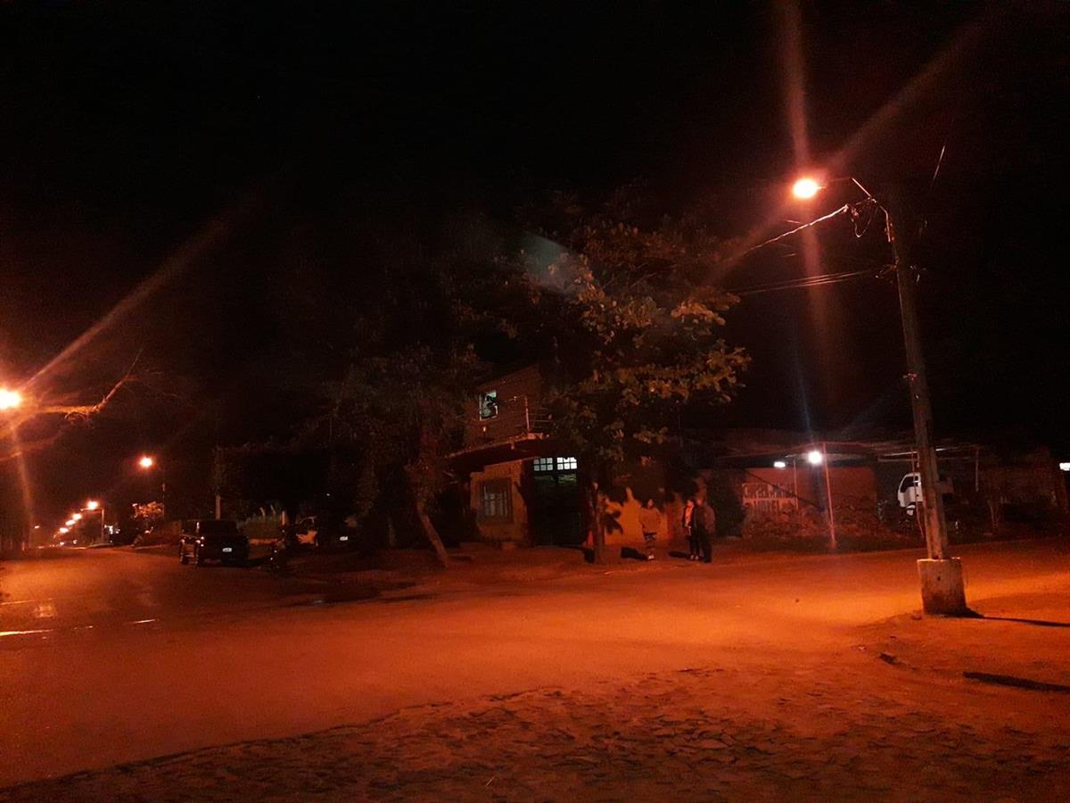 Concejal Maidana acudió a verificar calle anoche por pedido de vecinos