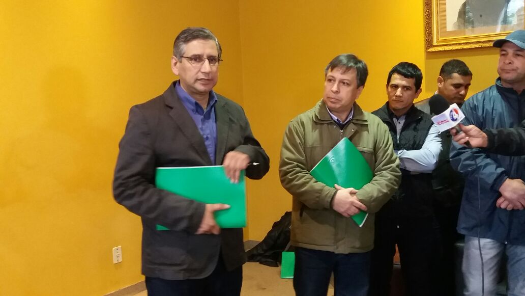 Autoridades se reunieron para abordar problemas ambientales