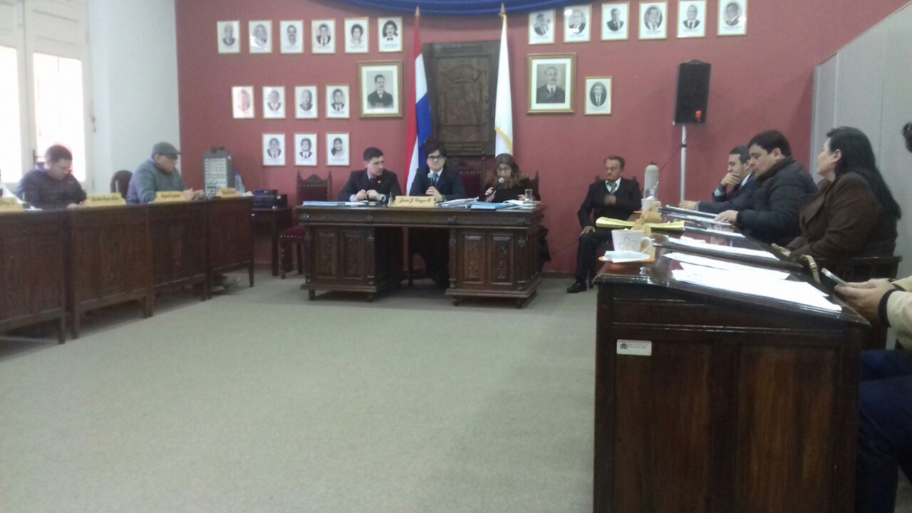 Junta Municipal acepta donación de terreno para la construcción de la Terminal