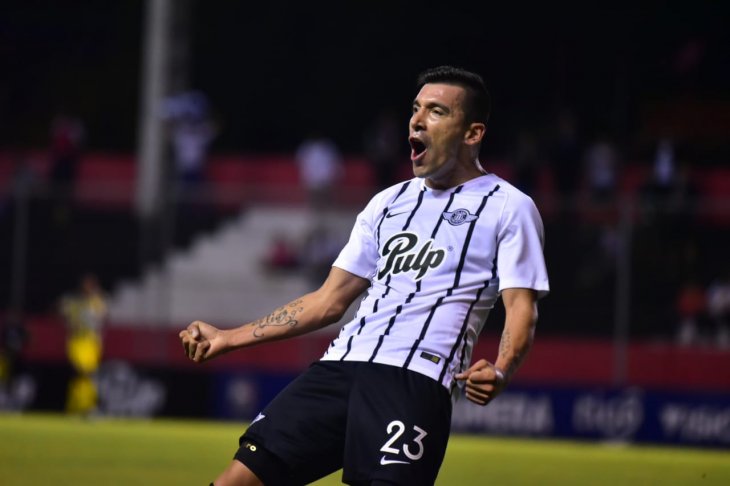 Libertad se pega un festín