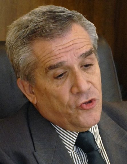 Nunca antes hubo falta de docentes como ahora, dice exministro del MEC