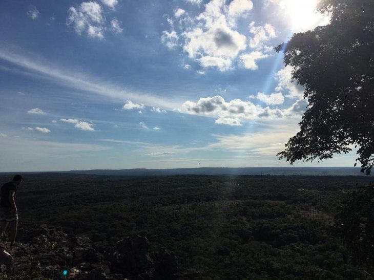 Martes con clima fresco a cálido y vientos del sur