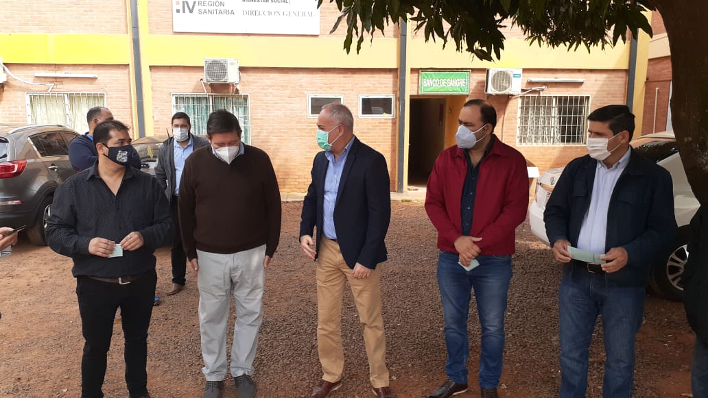 La AIGUA entregó aporte para construcción del laboratorio biomolecular.
