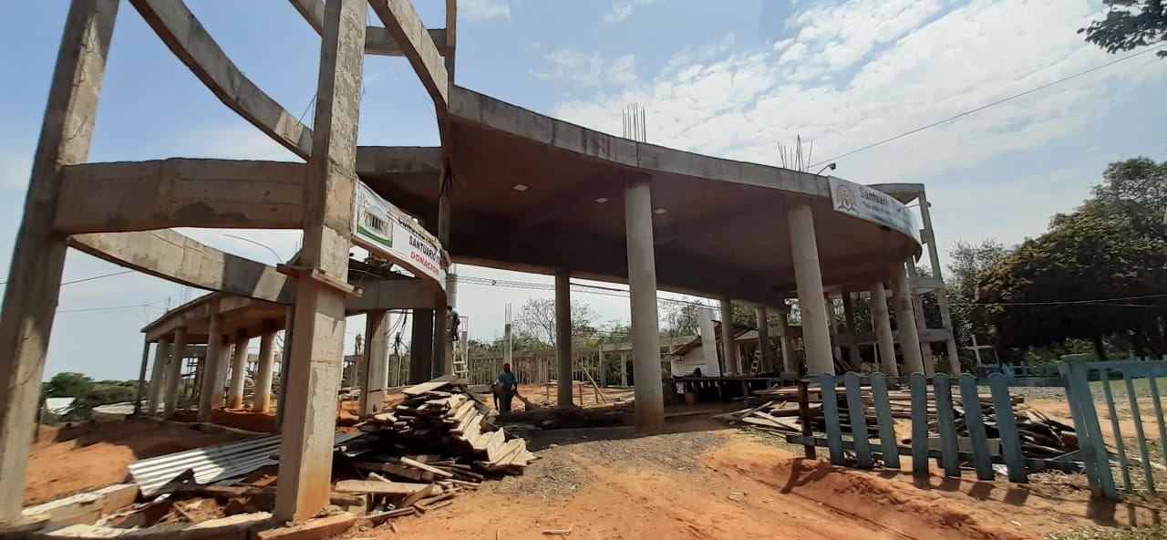 Avanza obra del Santuario de Itapé.