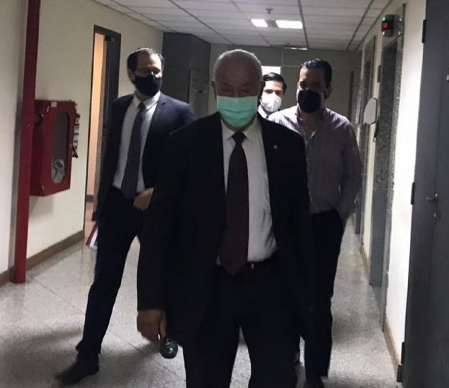 Rodolfo Friedmann se presentó para audiencia de imposición de medidas.