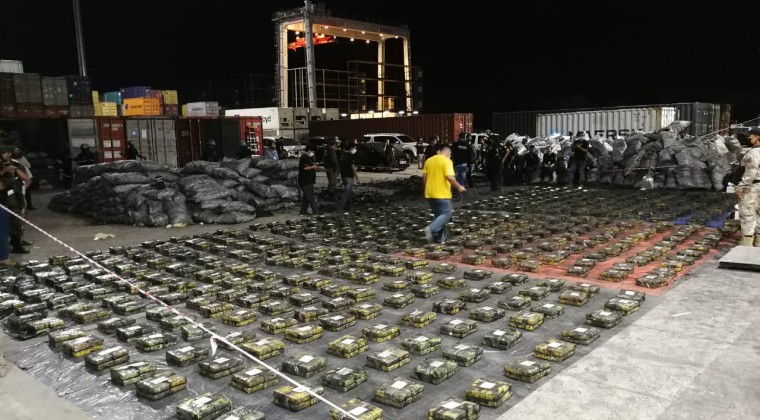 Carga histórica de cocaína: un solo container ronda los US$ 600 millones, conteo seguirá hoy