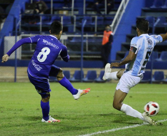 Embalados cierran la fecha 3.