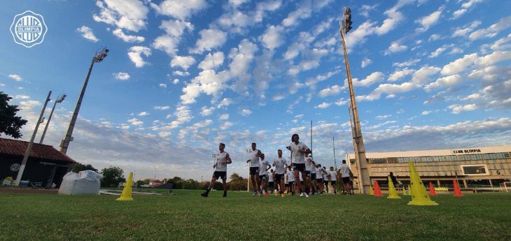 Cayó lo de Milito y Landaida seguiría hasta fin de año.