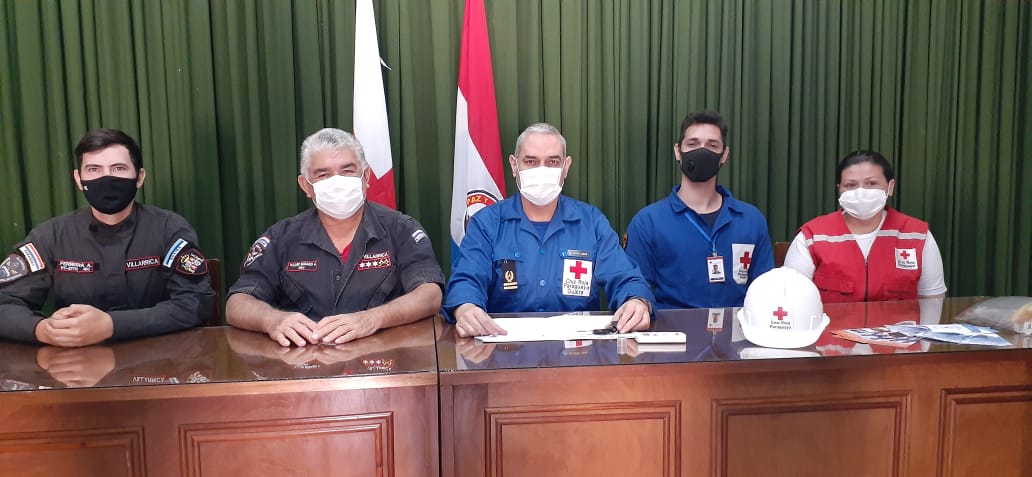 Bomberos Negros de Villarrica trabajarán de forma coordinada con la Cruz Roja.