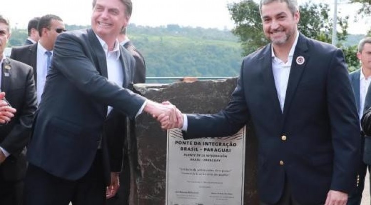 Abdo se reúne con Bolsonaro con “agenda abierta” para abordar varios temas