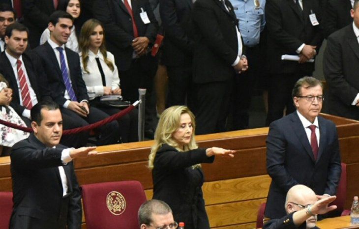 Salud muestra documento que advierten vacunación irregular de senadora Gusinky