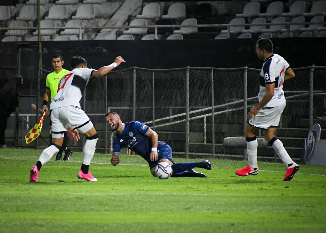 Guaireña tendrá algunas bajas para el partido de mañana ante Olimpia.
