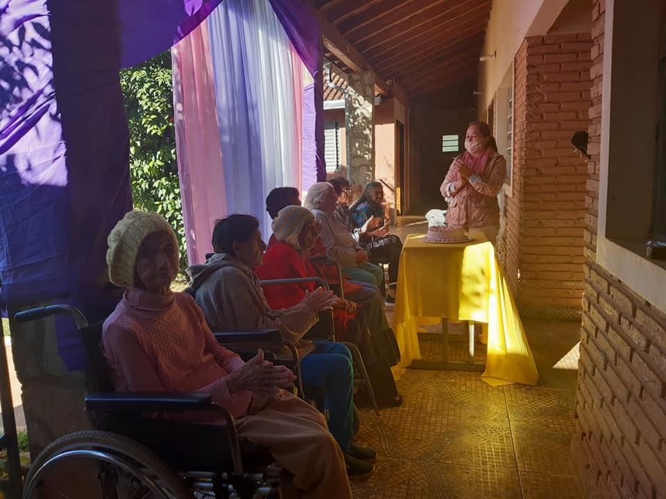 Hacienda dejó sin subsidio a 9 abuelitos del Hogar de Ancianos de Natalicio Talavera.