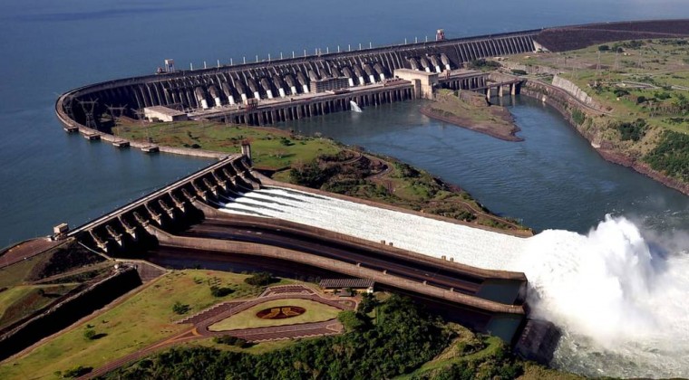 En septiembre Itaipú bajaría tarifa y el mayor beneficiado será Brasil