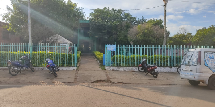 Rumores del cierre del Policlínico San Miguel causan zozobra e incertidumbre a pacientes y funcionarios.