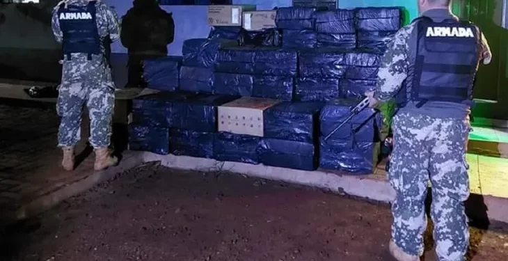 Armada incautó más de 100.000 cajetillas de cigarrillos en Alto Paraná.