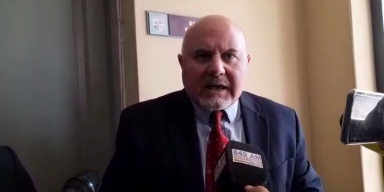 «La Cámara de Diputados es la encargada de darle solución a esta problemática», Abg. Federico López Moreira.