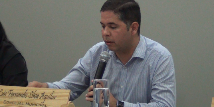 Presentan proyecto de cambio de nomenclatura de Calle Aquidabán por Juan Carlos «Caio» Scavone.