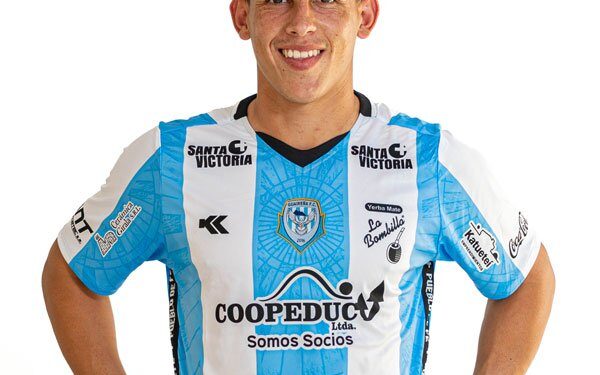 Excelente debut de Francisco Brizueña en Guaireña Futbol Club.