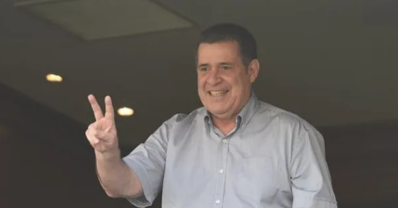 Informe del Congreso de EEUU vincula a Horacio Cartes con el crimen organizado.