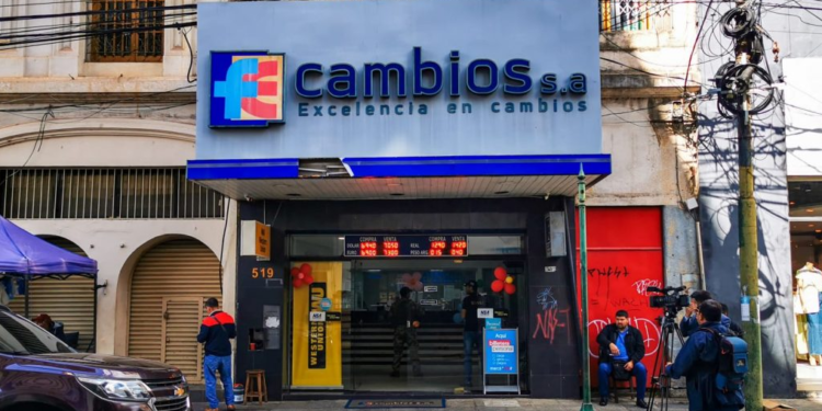 Operación Belia: Una de las casas de cambios allanadas era una fachada, no tenían dólares.