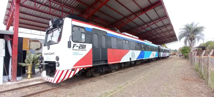 Luego de dos años, vuelve servicio de tren de pasajeros Encarnación-Posadas.