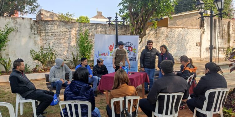 Con éxito se desarrolló el Taller de Mantenimiento Básico en Motocicletas y Automóviles.