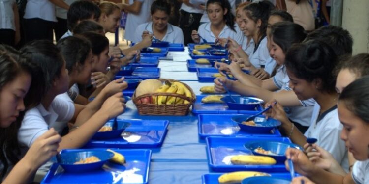 Aguardan Actualizar Firma del Gobernador Interino para reiniciar provisión del Almuerzo Escolar en Guairá.